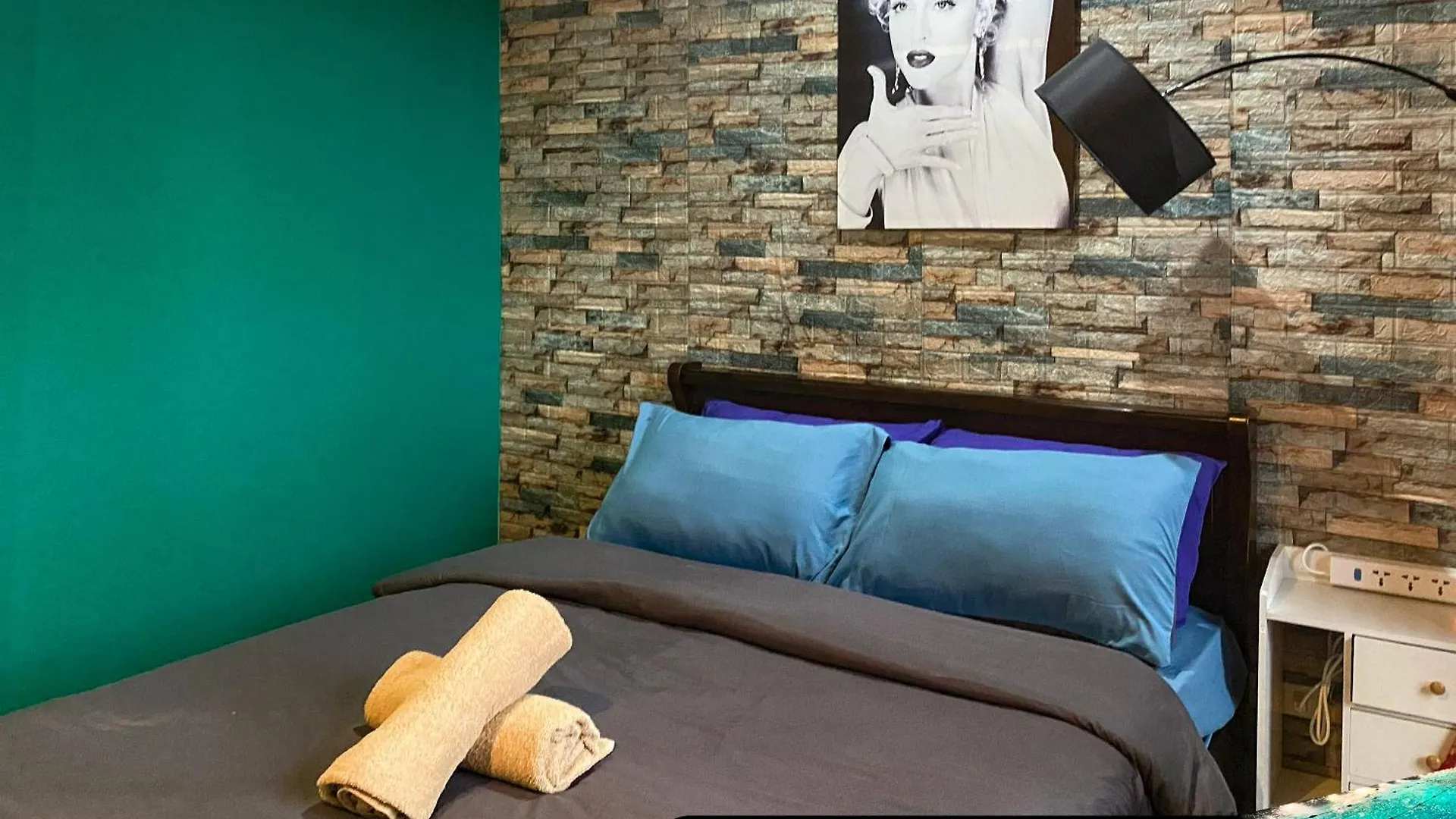 The Gramercy Residences Makati City 0*,