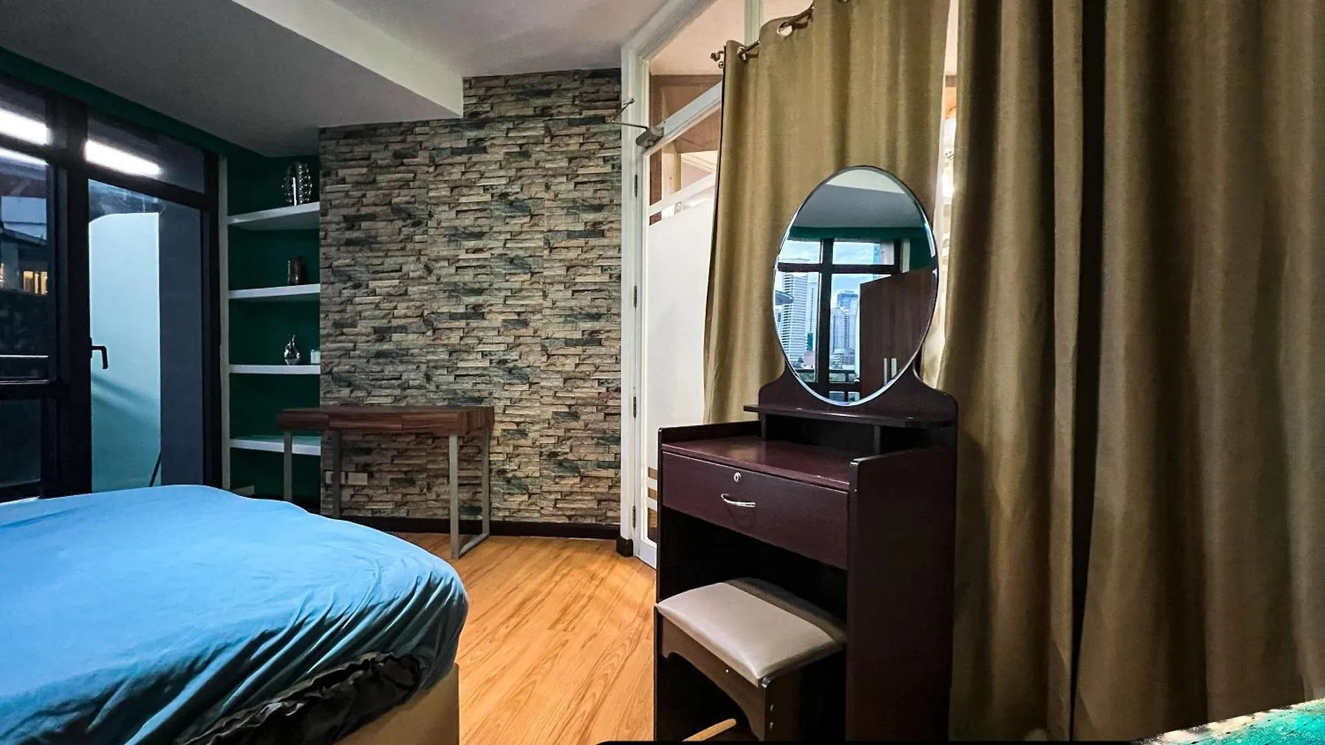 The Gramercy Residences Makati City Aparthotel